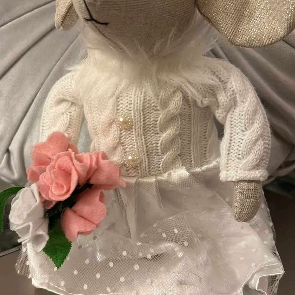 Plush shelf sitter Ballerina mouse.